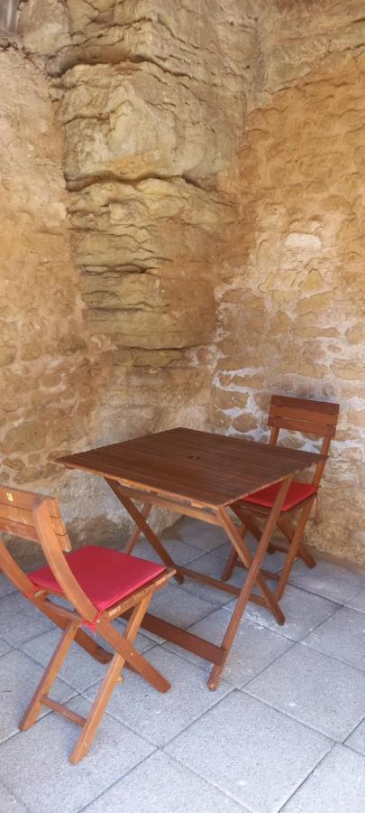 Gite-Civray-De-Touraine Troglo De Denise Luaran gambar